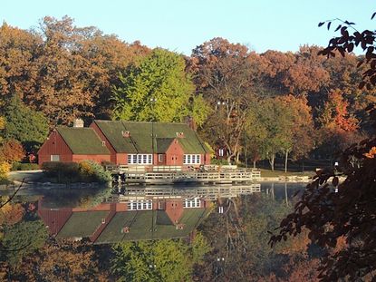 lake ellyn boathouse