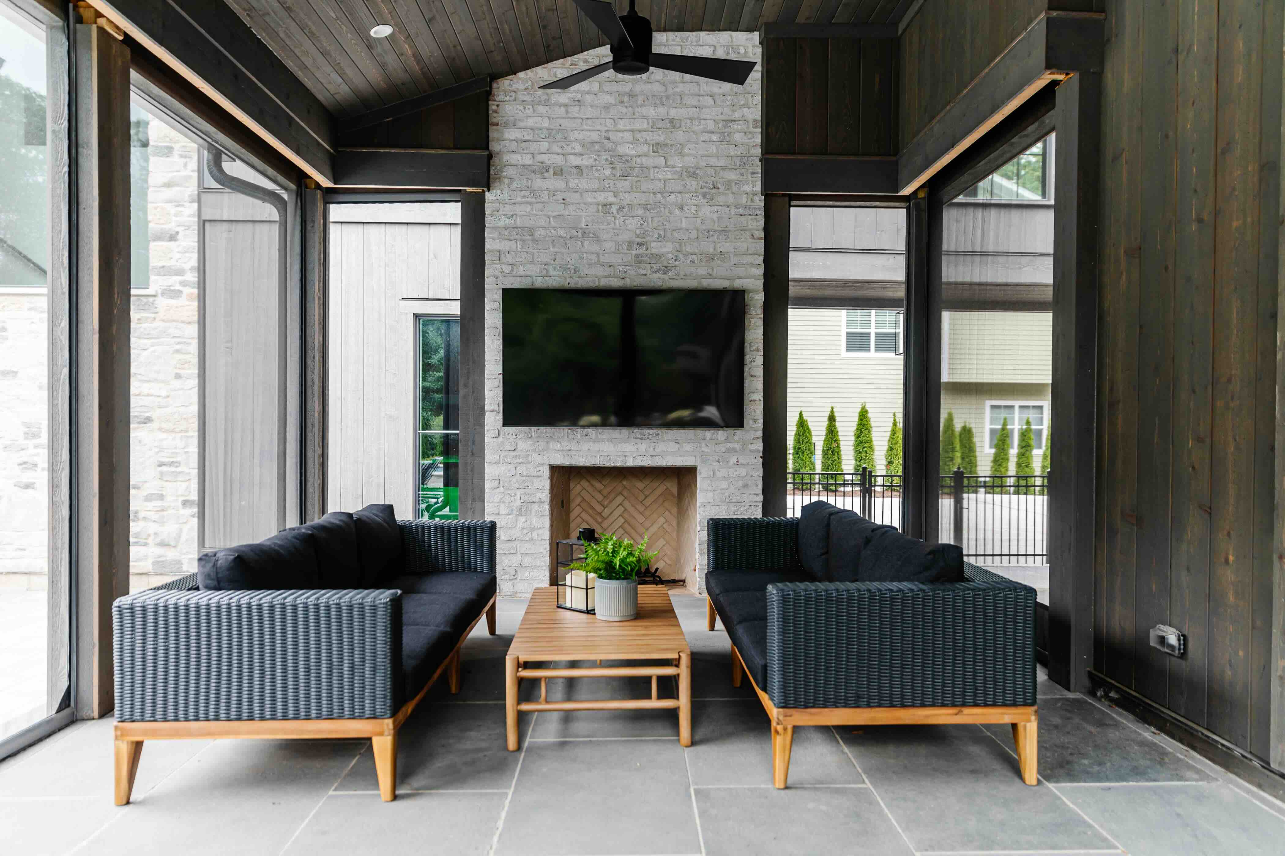 western suburbs custom home builder